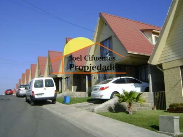 Casa en condominio, individual, 3 dormitorios, 2 baños. Cod-2286