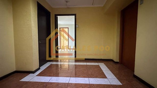 OFICINA Amplia. Andrés Bello esquina Vicuña Mackenna