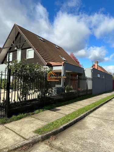 Casa Gabriela Mistral Esquina Yorkshire