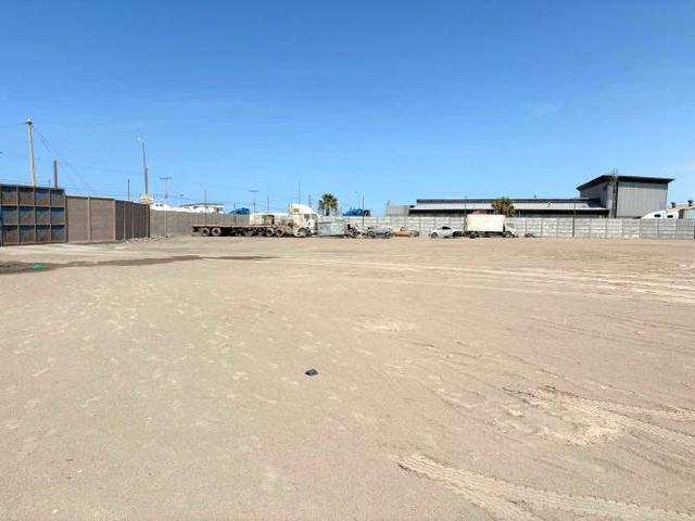 ARRIENDO SITIO INDUSTRIAL PUERTA AMÉRICA (82917)