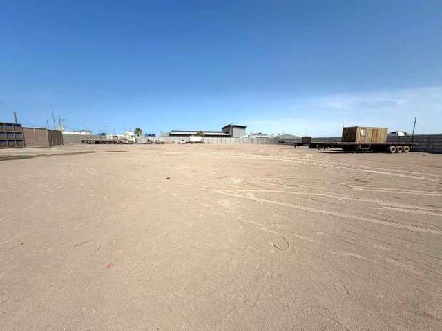 ARRIENDO SITIO INDUSTRIAL PUERTA AMÉRICA (82917)