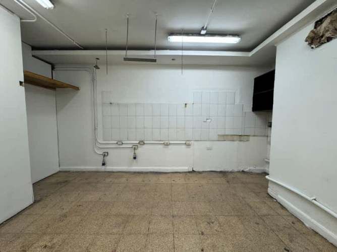 Local ALAMEDA 75. SANTIAGO