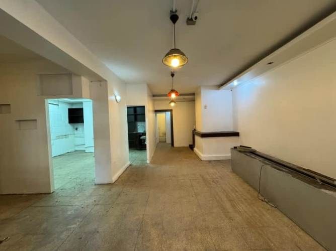 Local ALAMEDA 75. SANTIAGO