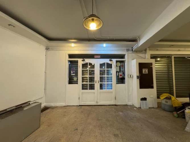 Local ALAMEDA 75. SANTIAGO