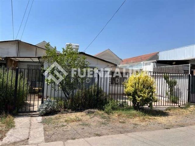 CASA Walker Martinez / Jardin Alto