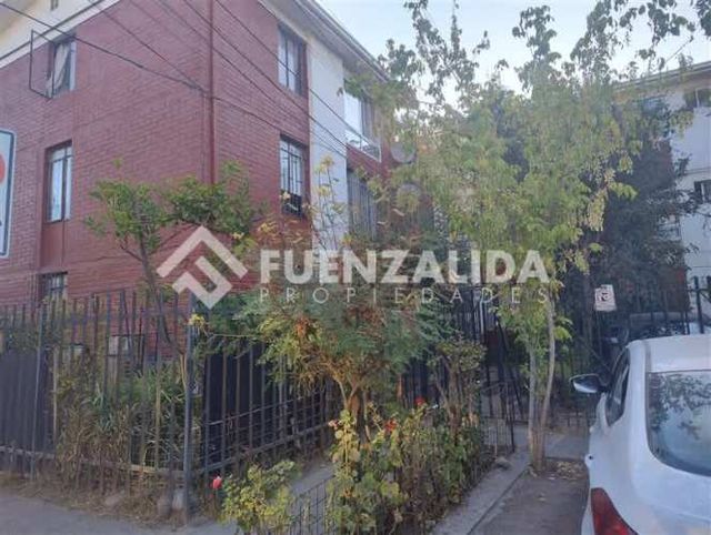 DEPARTAMENTO La Florida / Rolando Frodden