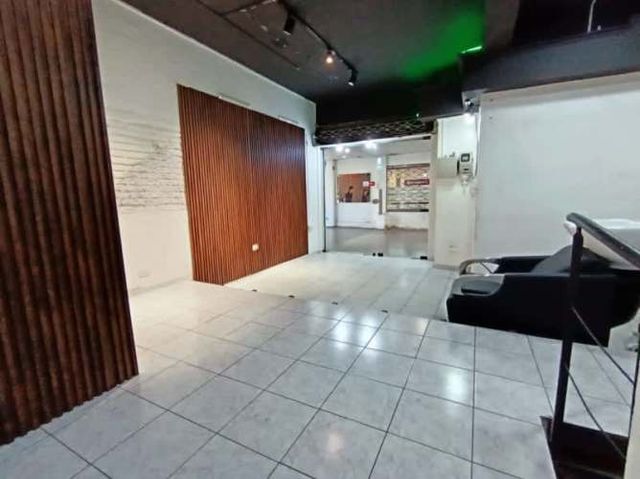 Local SE VENDE LOCAL COMERCIAL EN AV. VALPARAÍSO (CÓD. 474)