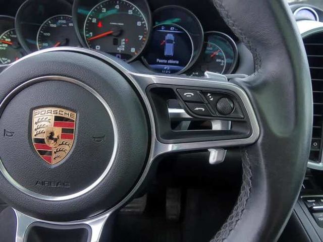 PORSCHE CAYENNE 2017