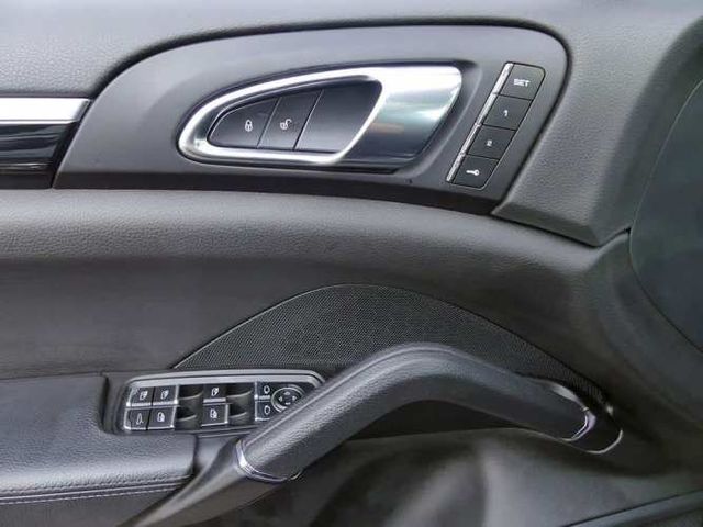 PORSCHE CAYENNE 2017