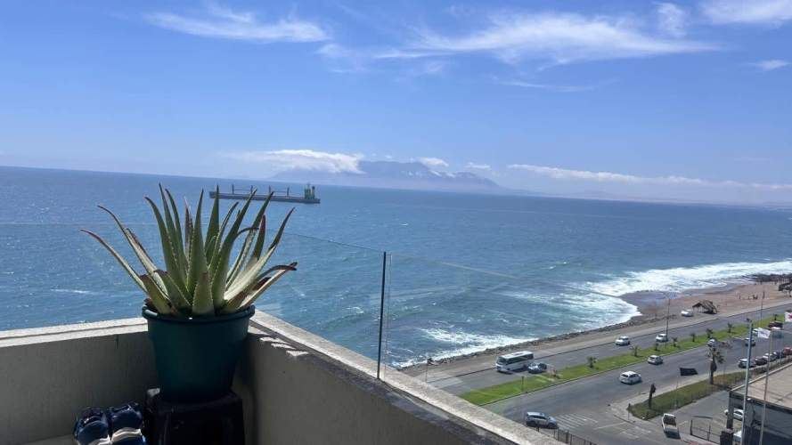 Se Vende Departamento 2 Dormitorios, 2 Baños valor 4.200Uf Edificio Galileo