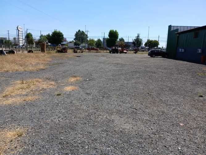 INDUSTRIAL TERMINAL PASEO PORTAL LINARES