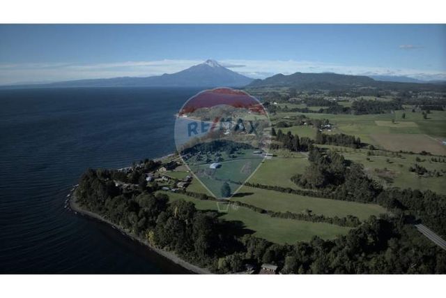 Venta de excelentes parcelas con vista al lago