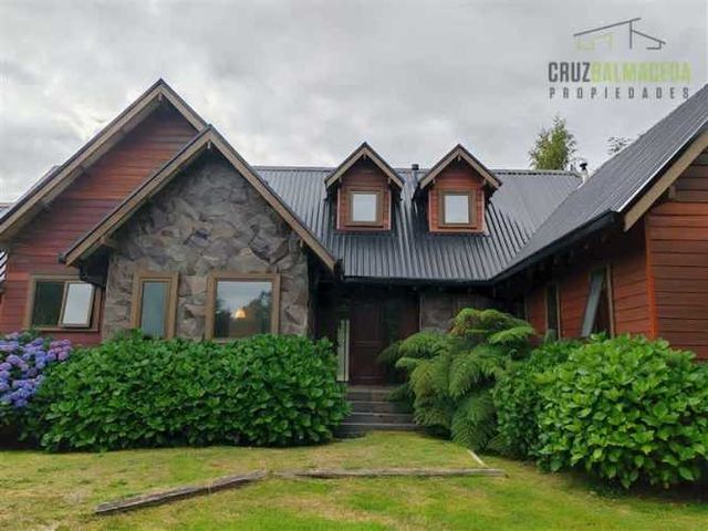 CASA Los Graneros de Puerto Varas