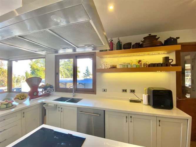 CASA ALVARO CASANOVA