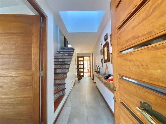 CASA ALVARO CASANOVA