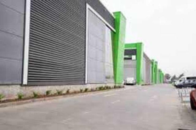 BODEGA 280 M2 PARQUE CHICAUMA  (73397)