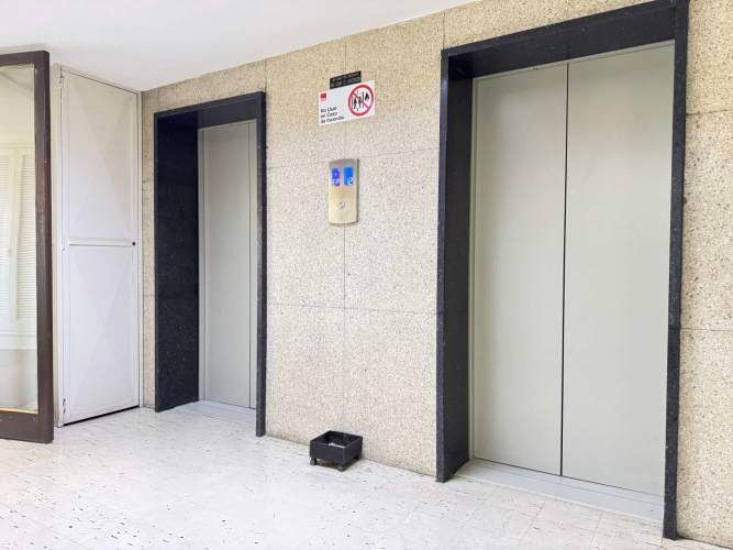 Amplia Oficina corazón De Santiago, hiperconectada