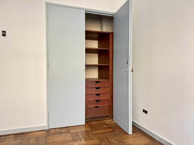 Amplia Oficina corazón De Santiago, hiperconectada