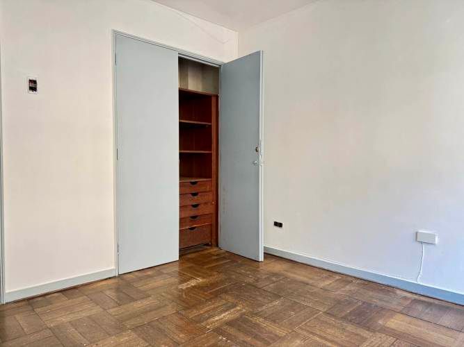 Amplia Oficina corazón De Santiago, hiperconectada