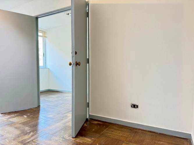 Amplia Oficina corazón De Santiago, hiperconectada