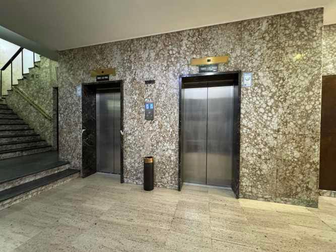 Amplia Oficina corazón De Santiago, hiperconectada