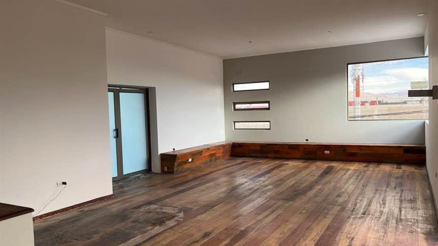 LOCAL COMERCIAL Avenda Granaderos