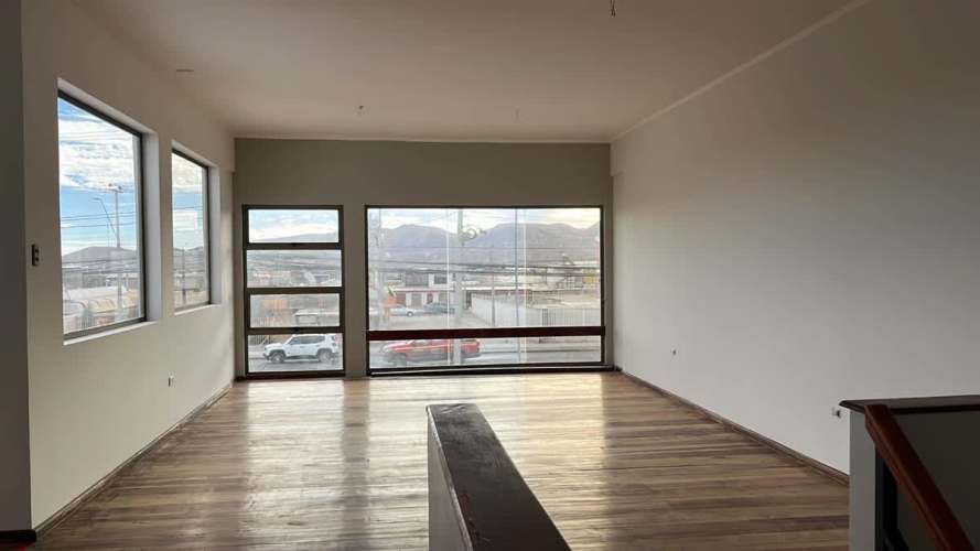 LOCAL COMERCIAL Avenda Granaderos