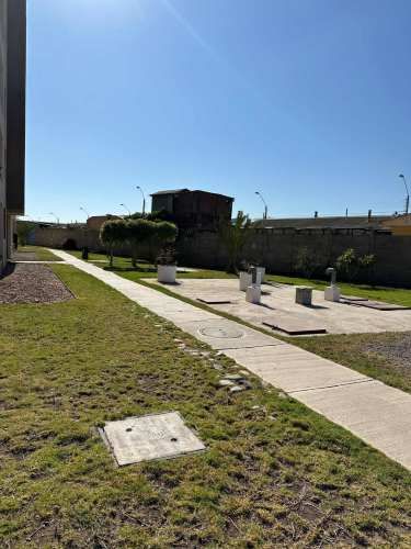 Departamento en sector Bosque San Carlos  (85022)