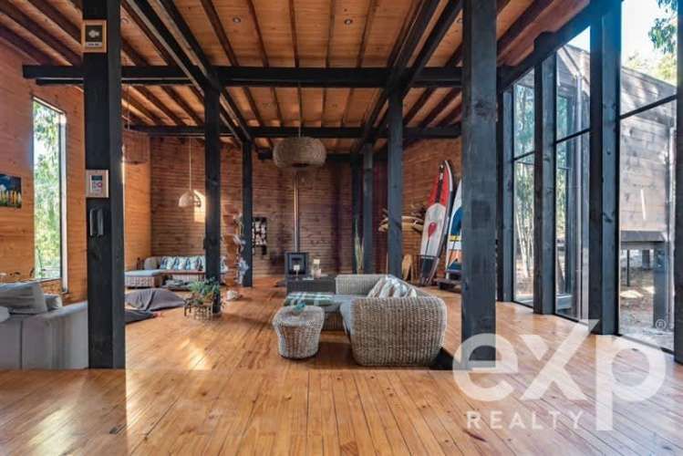 LOCAL COMERCIAL PUNTA DE LOBOS