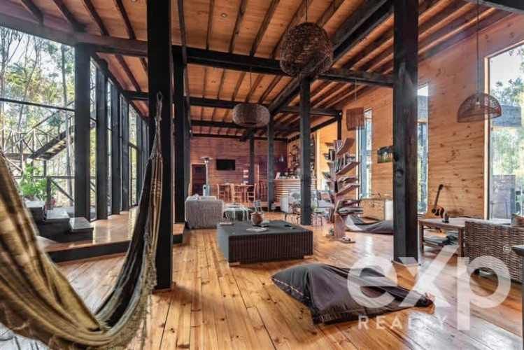 LOCAL COMERCIAL PUNTA DE LOBOS