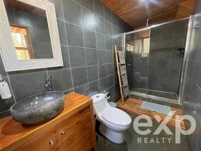 LOCAL COMERCIAL PUNTA DE LOBOS