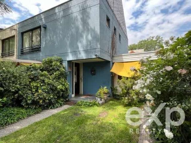 CASA La Llavería con Escrivá de Balaguer