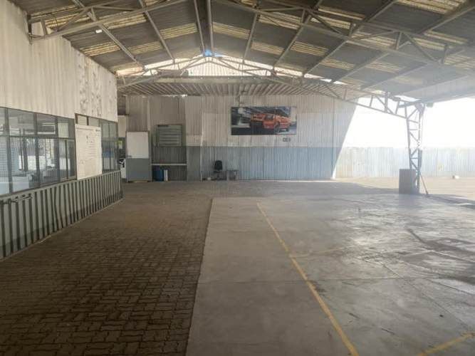 LOCAL COMERCIAL Dardignac con Bombero Nuñez