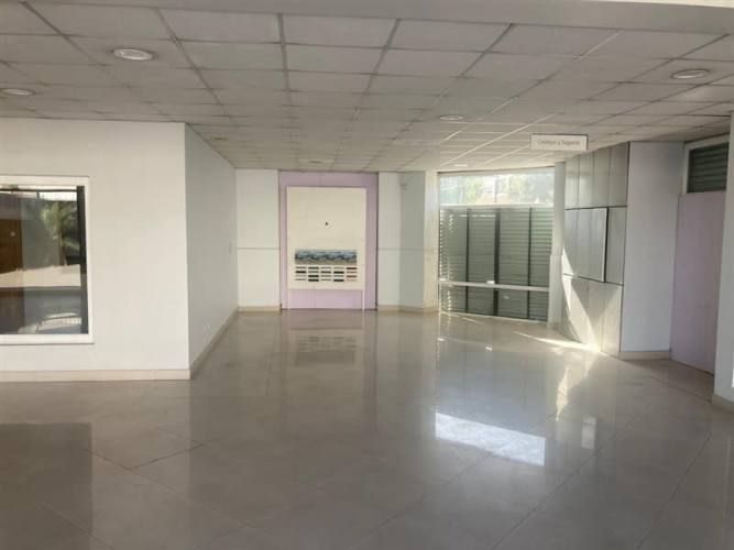 LOCAL COMERCIAL Dardignac con Bombero Nuñez