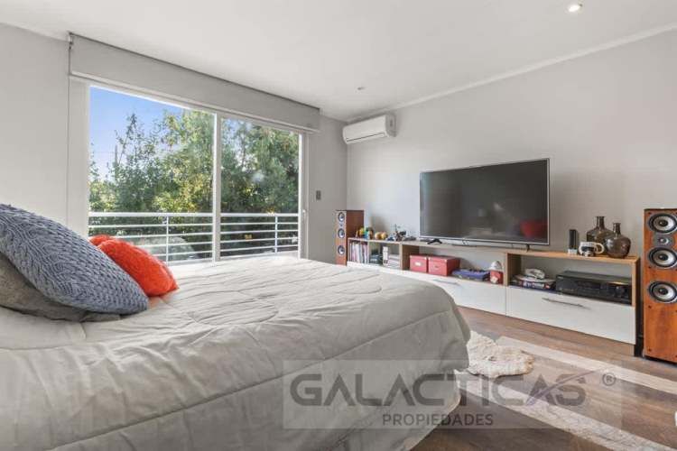 CASA Simón González 8812