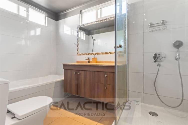 CASA Simón González 8812