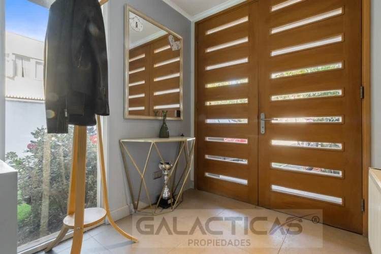 CASA Simón González 8812