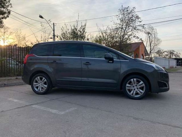 Peugeot 5008 Allure BlueHDi 2017