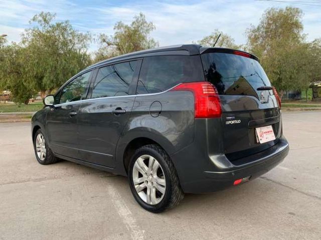 Peugeot 5008 Allure BlueHDi 2017