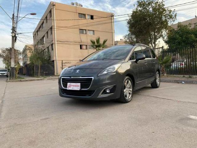 Peugeot 5008 Allure BlueHDi 2017