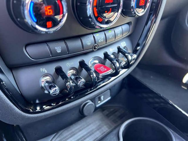 MINI JCW CLUBMAN BLACK EDITION  2024