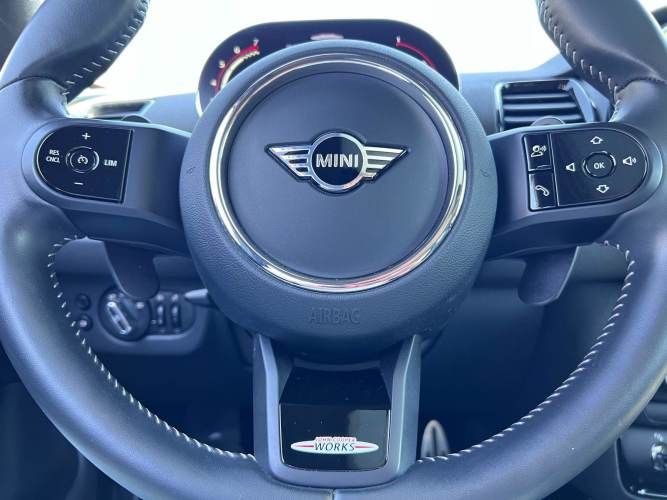 MINI JCW CLUBMAN BLACK EDITION  2024