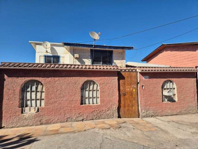 gran terreno, casa aislada en villa volcanes! (86207)