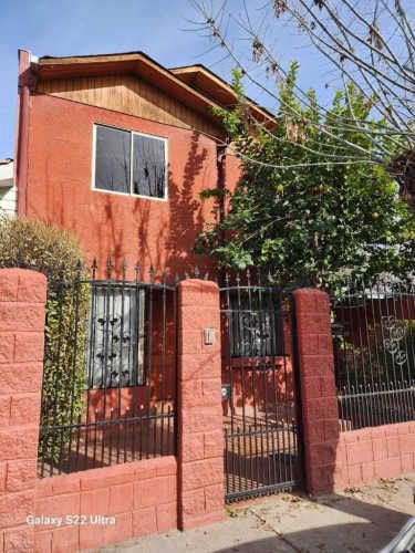 SE VENDE CASA EN MAIPU
