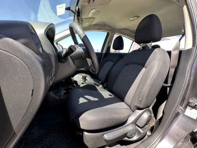 Nissan Versa 1.6 V-drive 2018