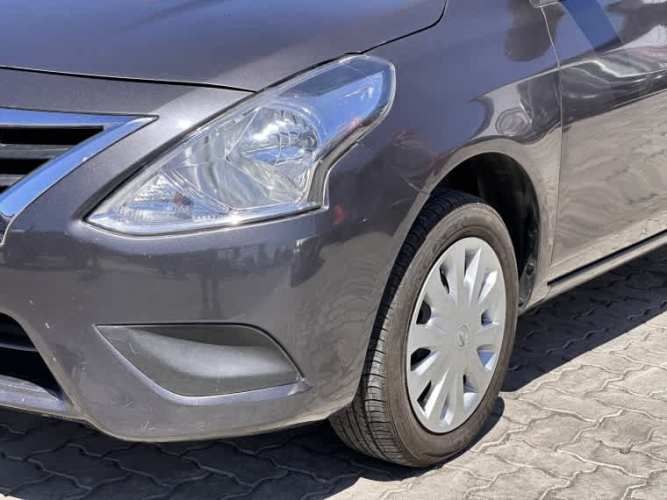 Nissan Versa 1.6 V-drive 2018