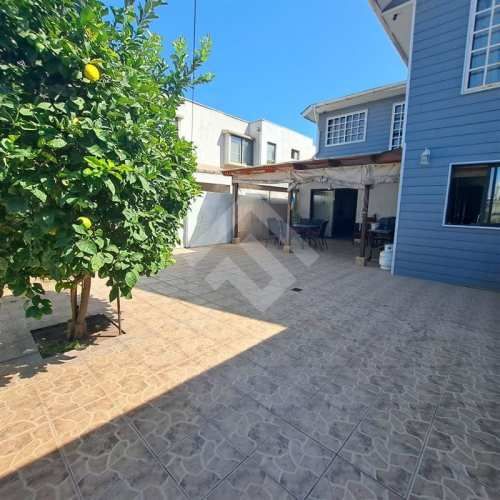 CASA Frankfort / Piramide