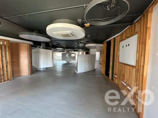 OFICINA Santa Rosa Esquina Alameda