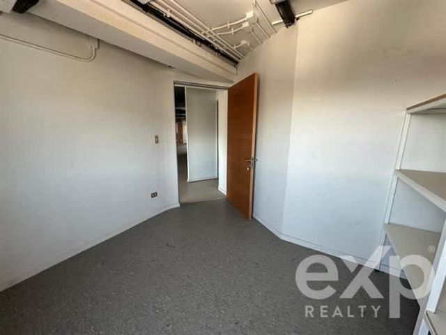 OFICINA Santa Rosa Esquina Alameda