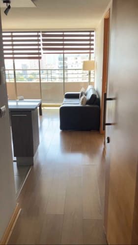 Se arrienda dpto amoblado a Empresas.  (86651)